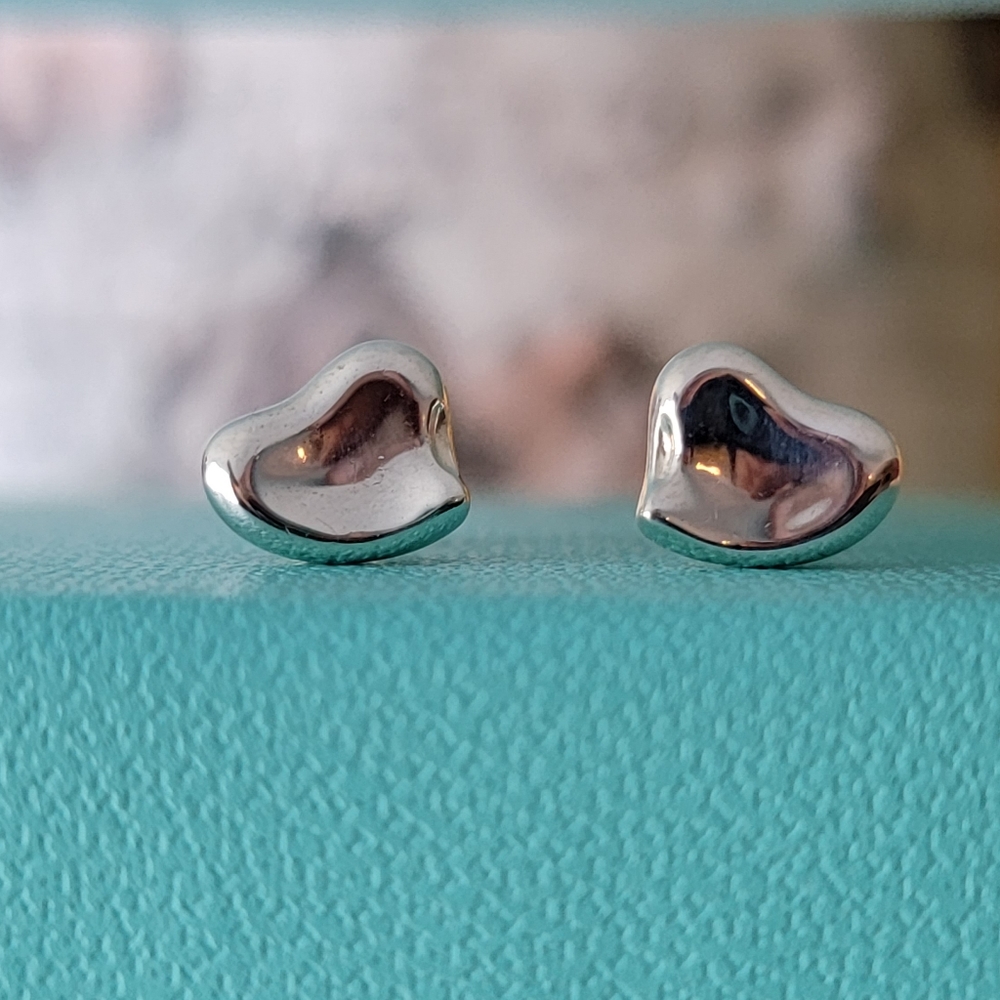 Tiffany & Co. HEART EARRINGS